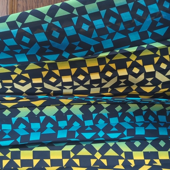 Worthington Abstract Print Sleeveless Accordion Pleated Button Down Blouse M - Picture 5 of 9